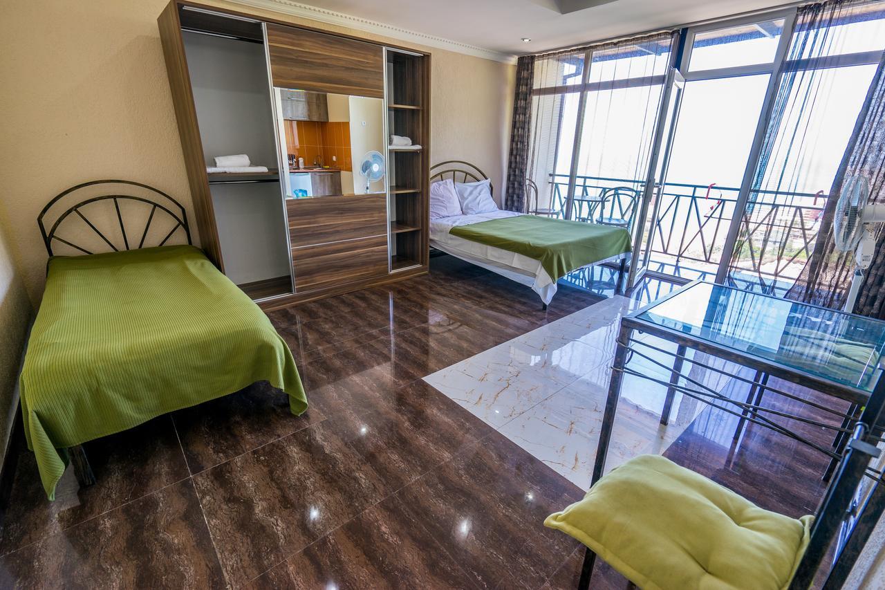 Aniva The Hotel Батуми Экстерьер фото
