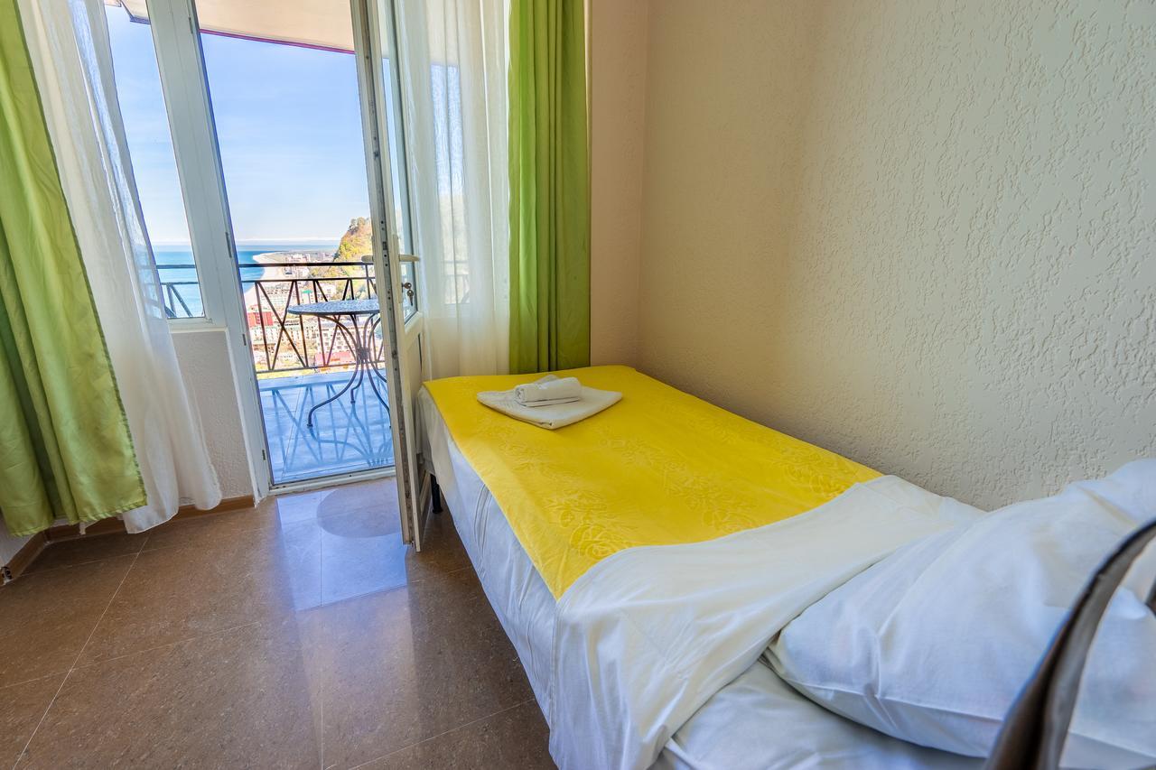 Aniva The Hotel Батуми Экстерьер фото