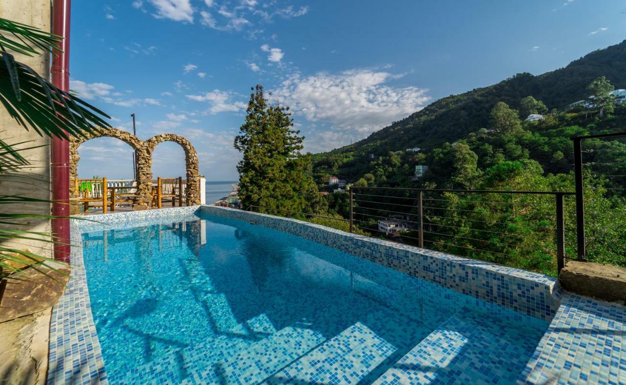 Aniva The Hotel Батуми Экстерьер фото